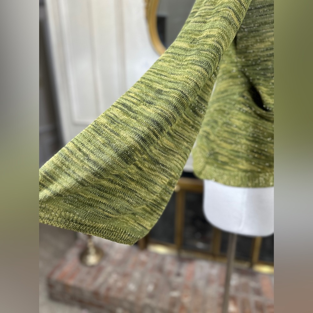 Vintage Kris‎ Tae’s Metallic Olive Green Crossover Knit Sweater Size M USA - Picture 8 of 9